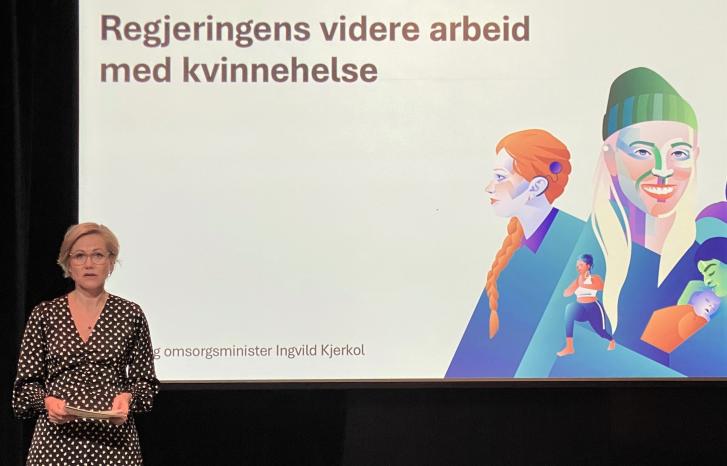 Helse- og omsorgsminister Ingvild Kjerkol mottar NOU om kvinnehelse