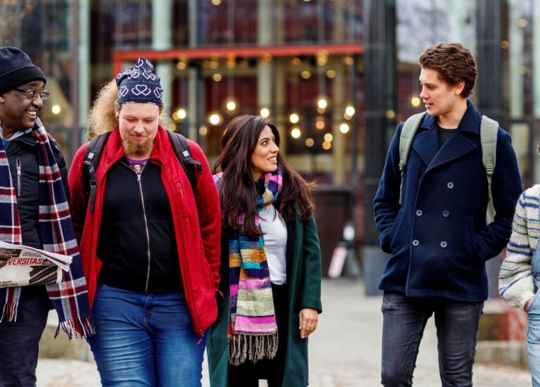 Studenter (Tomas Gunnarsson)