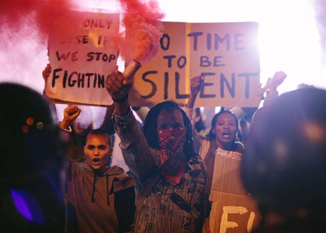 Afrikanske kvinner demonstrerer