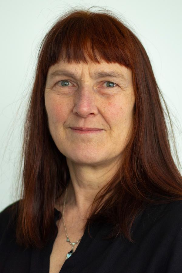 Portrettfoto av Margunn Bjørnholt, professor ved VID vitenskapelige høgskole